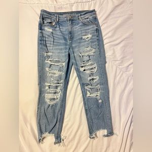 American Eagle Mom Jean